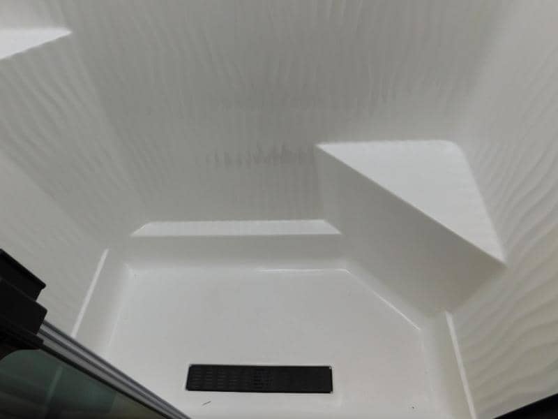 2025 Alliance RV 2025 Alliance RV Valor - thumbnail 44