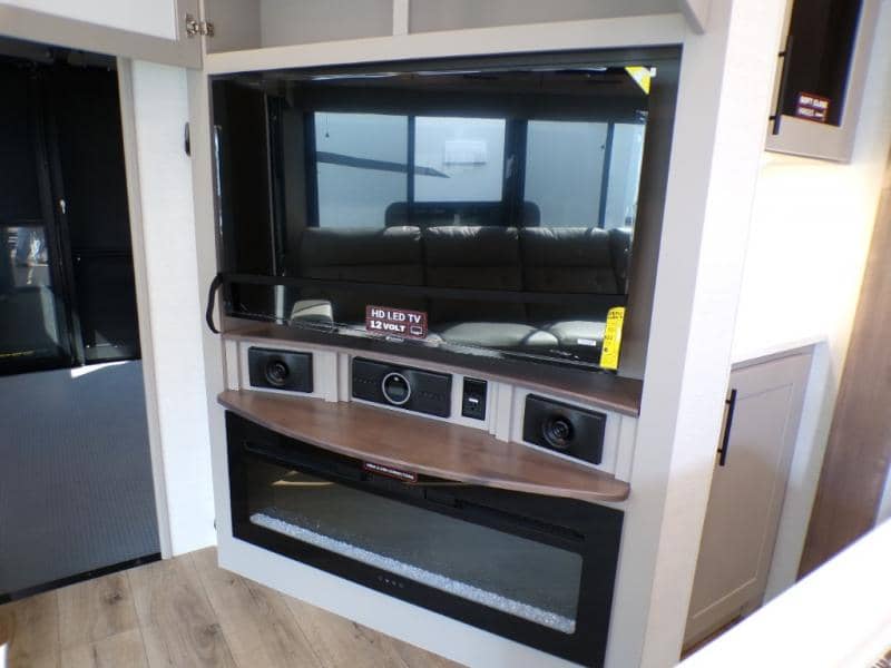 2026 Alliance RV 2026 Alliance RV Valor - thumbnail 19