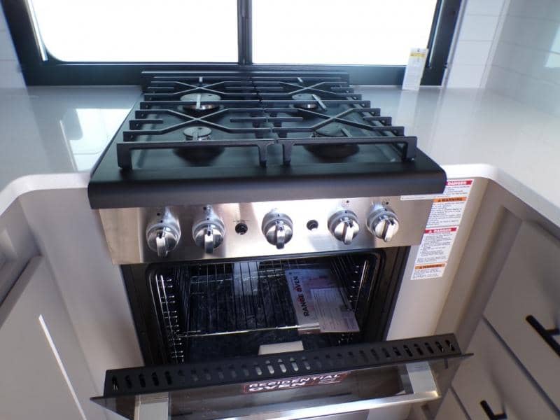 2026 Alliance RV 2026 Alliance RV Valor - thumbnail 40