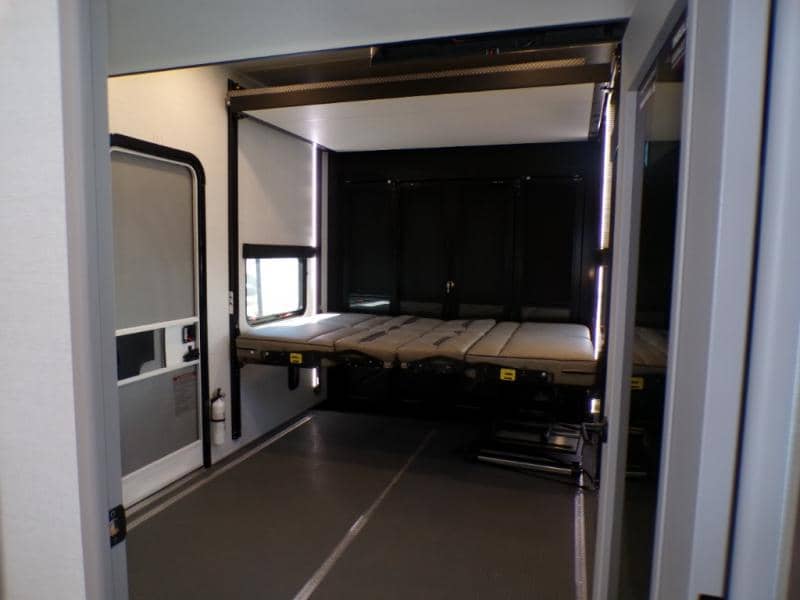 2026 Alliance RV 2026 Alliance RV Valor - thumbnail 47