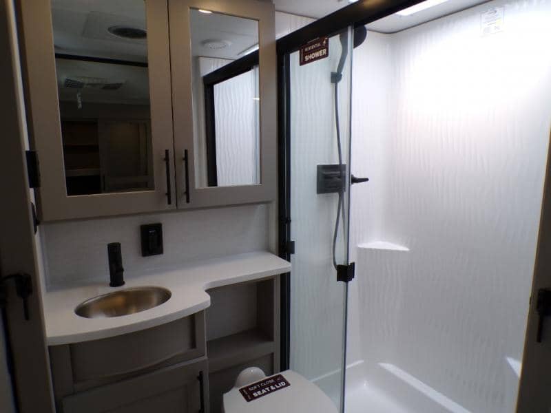 2026 Alliance RV 2026 Alliance RV Valor - thumbnail 65