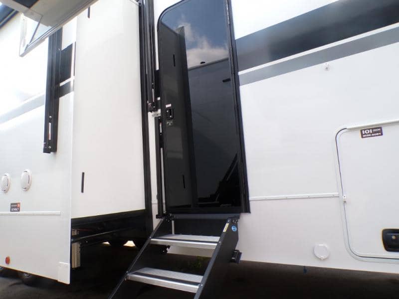 2026 Alliance RV 2026 Alliance RV Valor - thumbnail 13