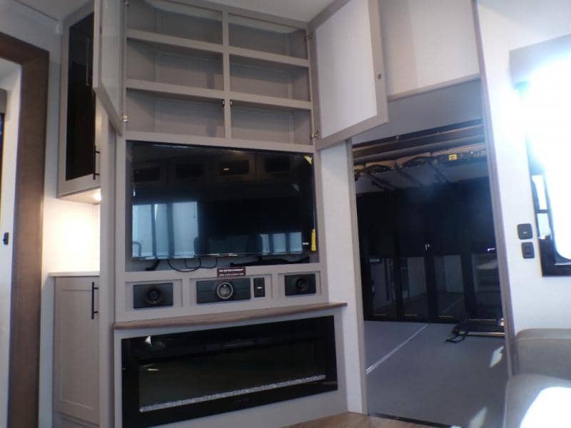 2026 Alliance RV 2026 Alliance RV Valor - thumbnail 19