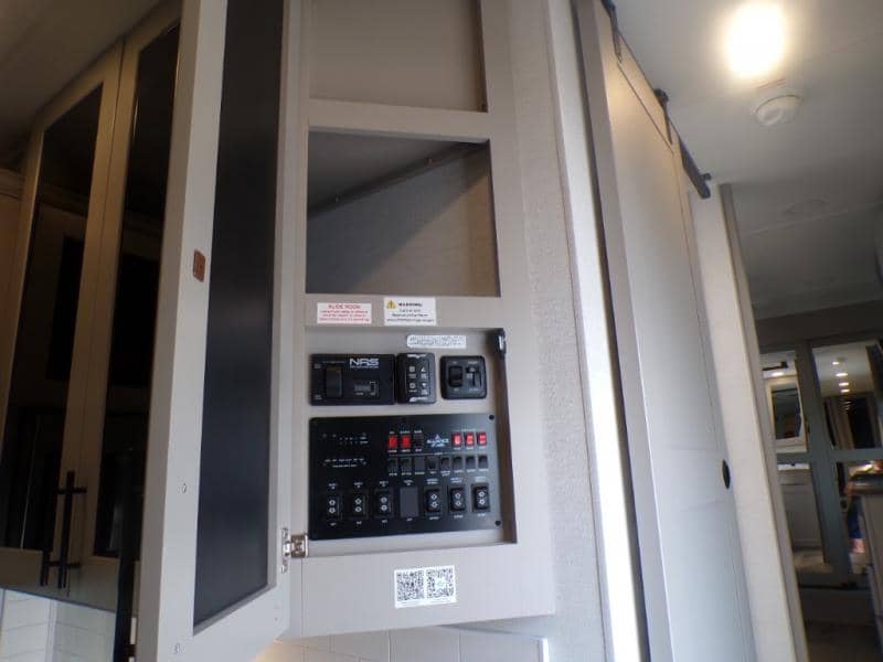 2026 Alliance RV 2026 Alliance RV Valor - thumbnail 25