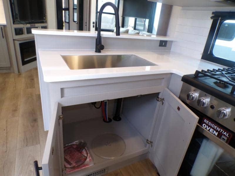 2026 Alliance RV 2026 Alliance RV Valor - thumbnail 30