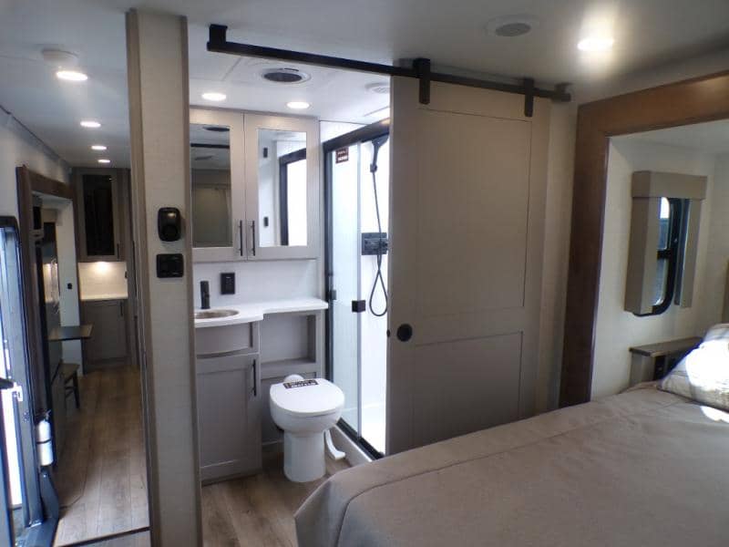 2026 Alliance RV 2026 Alliance RV Valor - thumbnail 48