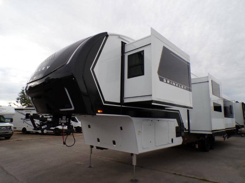 2026 Brinkley RV 2026 Brinkley RV Model Z - thumbnail 3