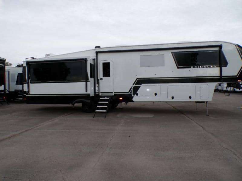 2026 Brinkley RV 2026 Brinkley RV Model Z - thumbnail 7