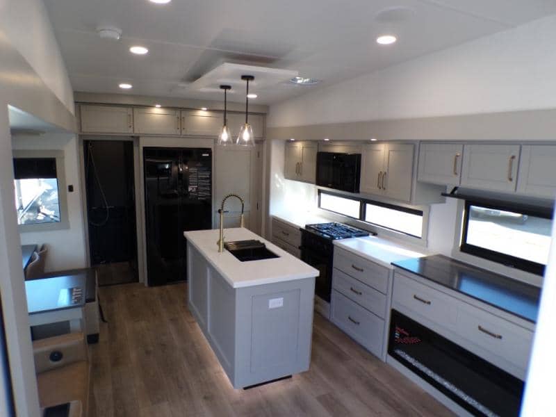 2026 Brinkley RV 2026 Brinkley RV Model Z - thumbnail 18