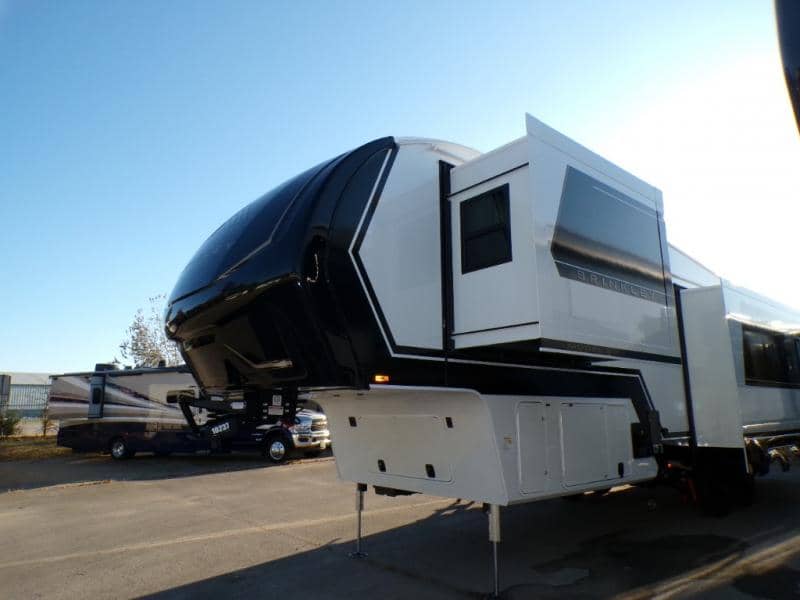 2026 Brinkley RV 2026 Brinkley RV Model Z - thumbnail 3
