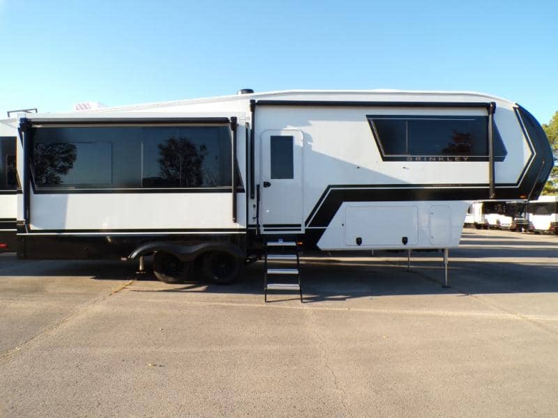 2026 Brinkley RV 2026 Brinkley RV Model Z - thumbnail 4