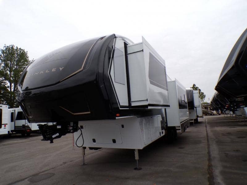 2026 Brinkley RV 2026 Brinkley RV Model Z - thumbnail 3