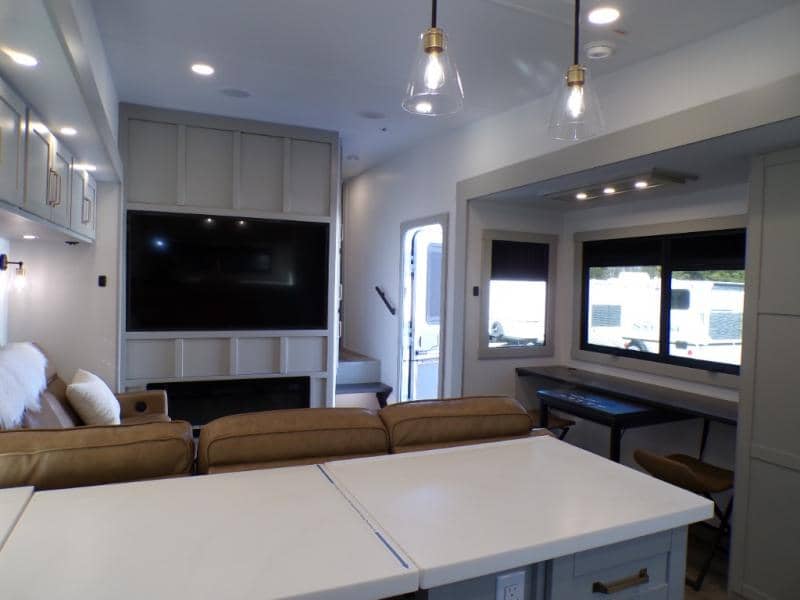 2026 Brinkley RV 2026 Brinkley RV Model Z - thumbnail 14