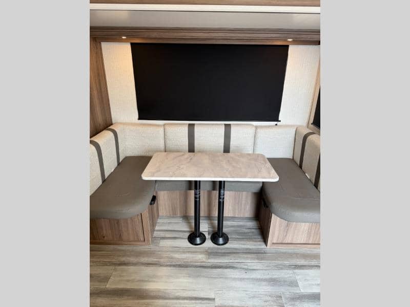 2024 Cruiser RV 2024 Cruiser RV Twilight Signature - thumbnail 17