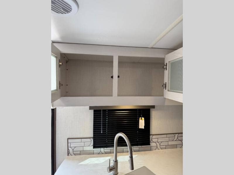 2024 Cruiser RV 2024 Cruiser RV Twilight Signature - thumbnail 22