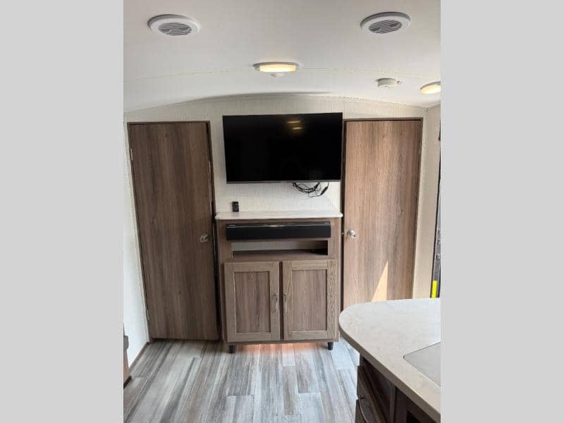 2024 Cruiser RV 2024 Cruiser RV Twilight Signature - thumbnail 30