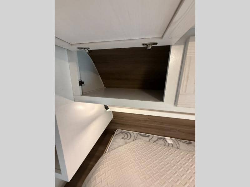 2024 Cruiser RV 2024 Cruiser RV Twilight Signature - thumbnail 35