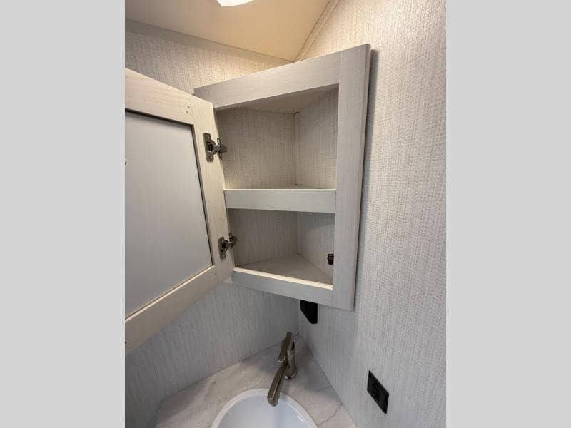 2024 Cruiser RV 2024 Cruiser RV Twilight Signature - thumbnail 41