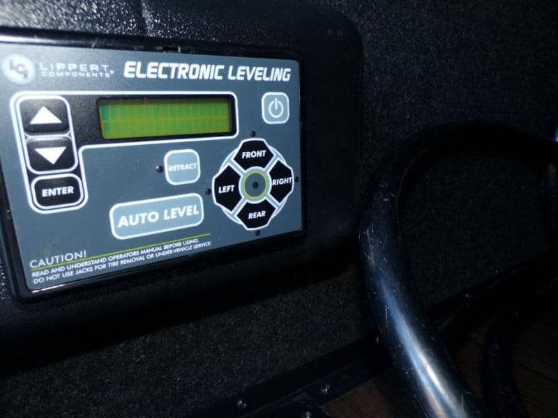 2023 Dutchmen 2023 Dutchmen Voltage - thumbnail 11