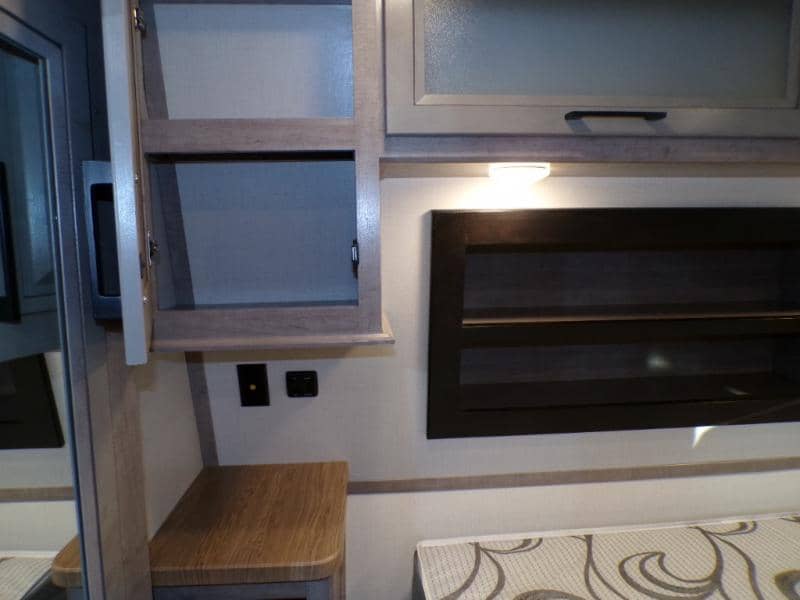 2023 Dutchmen 2023 Dutchmen Voltage - thumbnail 42