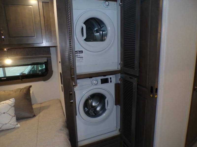 2025 Dynamax 2025 Dynamax DX3 - thumbnail 32