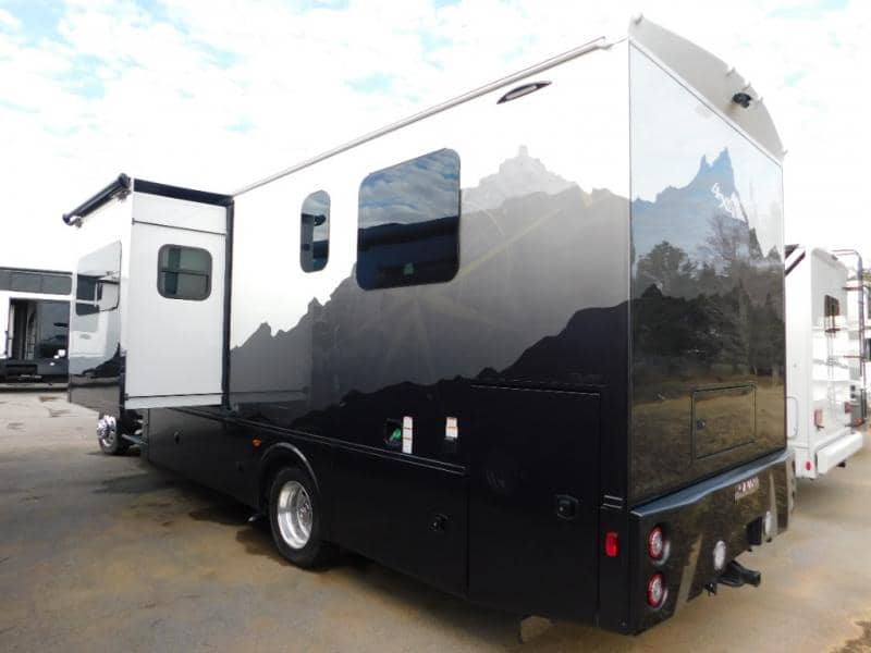 2025 Dynamax 2025 Dynamax Isata 5 - thumbnail 4