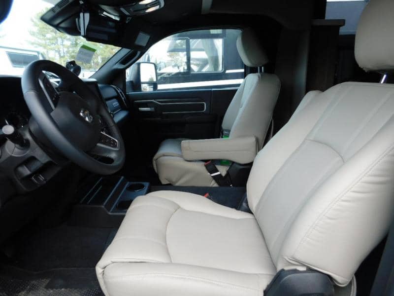 2025 Dynamax 2025 Dynamax Isata 5 - thumbnail 6