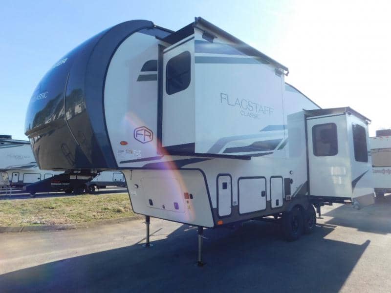 2025 Forest River 2025 Forest River Flagstaff Classic - thumbnail 3