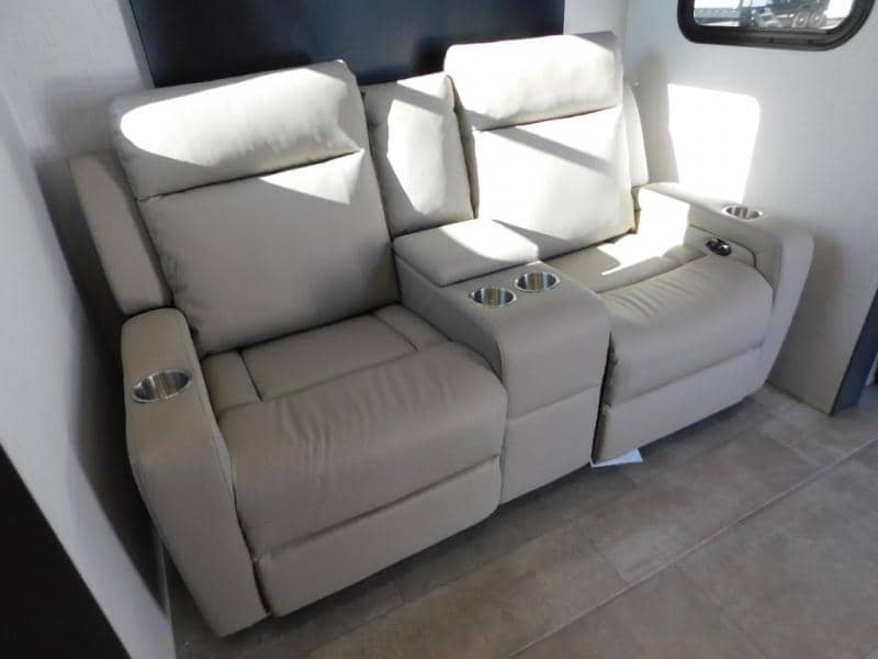 2025 Forest River 2025 Forest River Flagstaff Classic - thumbnail 9