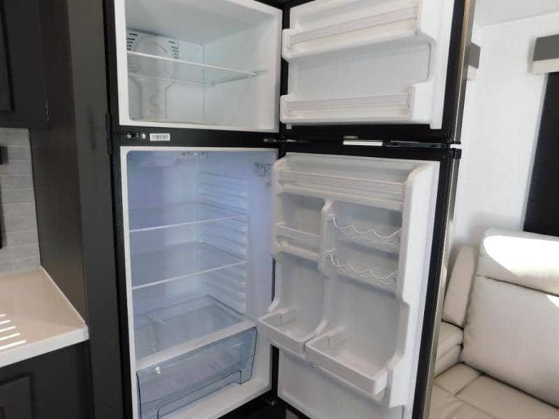 2025 Forest River 2025 Forest River Flagstaff Classic - thumbnail 14