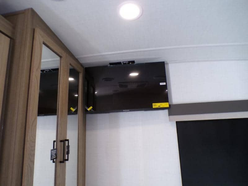 2026 Forest River 2026 Forest River Flagstaff Classic - thumbnail 66