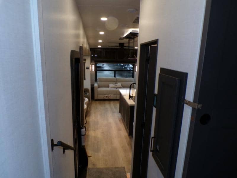 2026 Forest River 2026 Forest River Flagstaff Classic - thumbnail 17