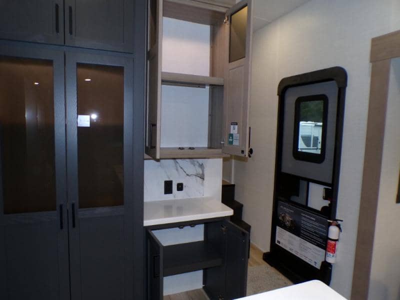 2026 Forest River 2026 Forest River Flagstaff Classic - thumbnail 39