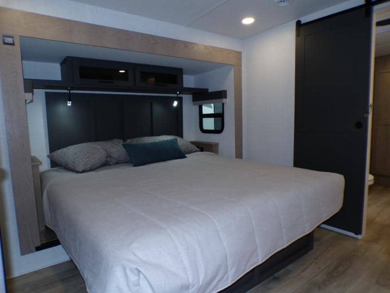 2026 Forest River 2026 Forest River Flagstaff Classic - thumbnail 51