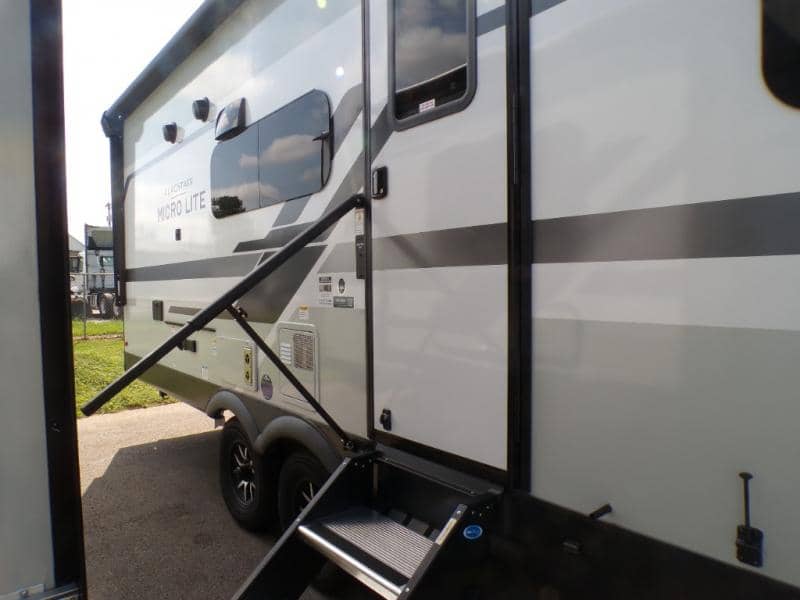 2026 Forest River 2026 Forest River Flagstaff Micro Lite - thumbnail 12