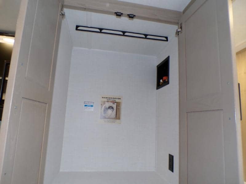 2026 Forest River 2026 Forest River Flagstaff Micro Lite - thumbnail 36