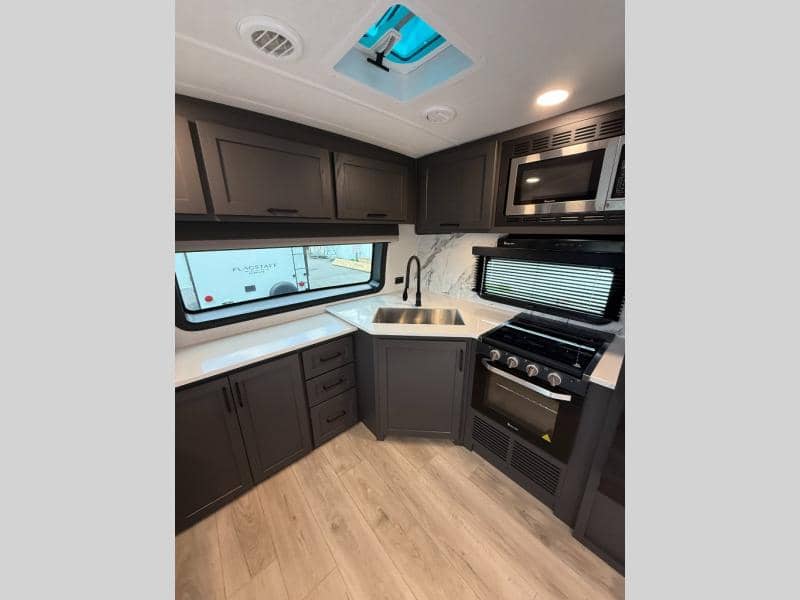 2026 Forest River 2026 Forest River Flagstaff Super Lite - thumbnail 21