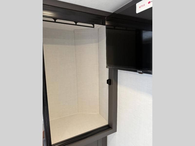 2026 Forest River 2026 Forest River Flagstaff Super Lite - thumbnail 51