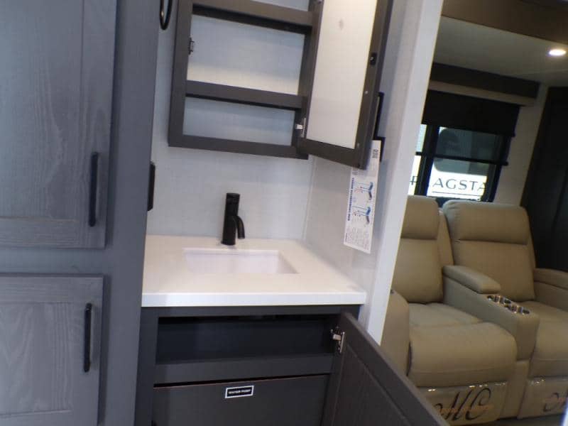 2026 Forest River 2026 Forest River Flagstaff Super Lite - thumbnail 44