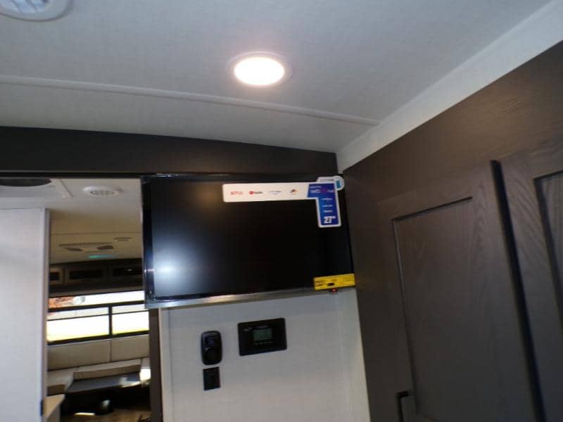 2026 Forest River 2026 Forest River Flagstaff Super Lite - thumbnail 37