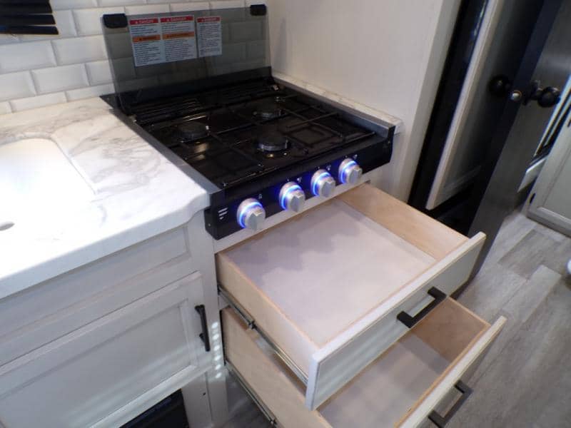 2022 Jayco 2022 Jayco Jay Feather - thumbnail 23