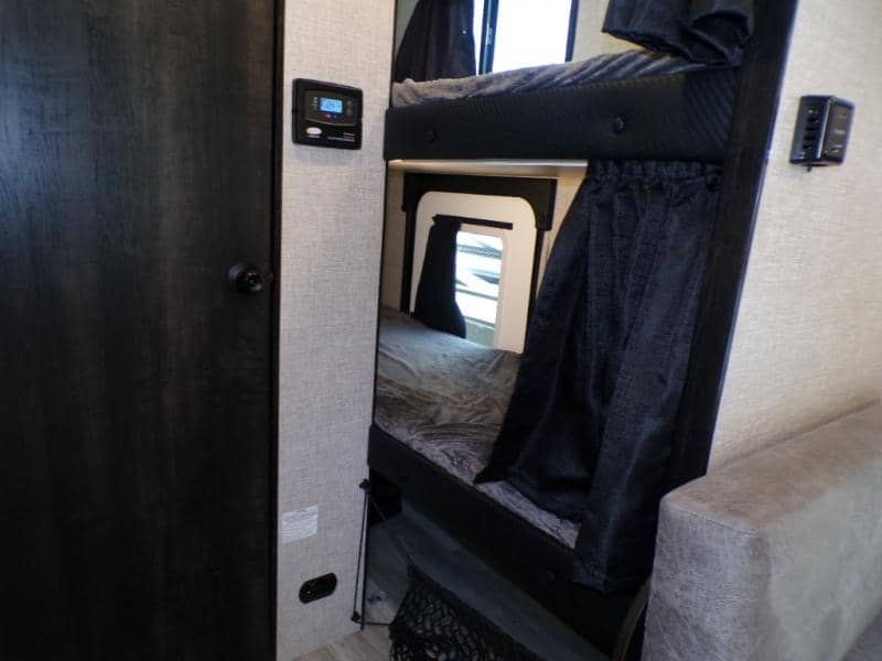 2022 Jayco 2022 Jayco Jay Feather - thumbnail 31