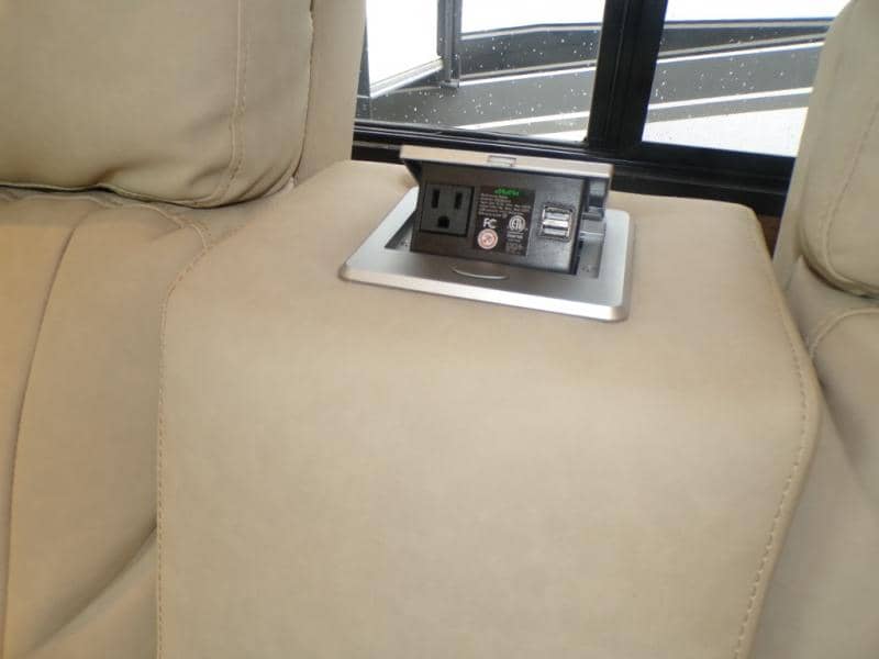 2014 Tiffin 2014 Tiffin Allegro Red - thumbnail 32