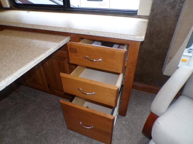 2014 Tiffin 2014 Tiffin Allegro Red - thumbnail 38