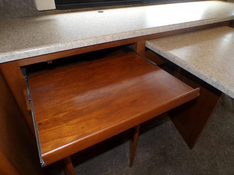 2014 Tiffin 2014 Tiffin Allegro Red - thumbnail 41