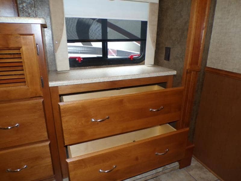 2014 Tiffin 2014 Tiffin Allegro Red - thumbnail 59