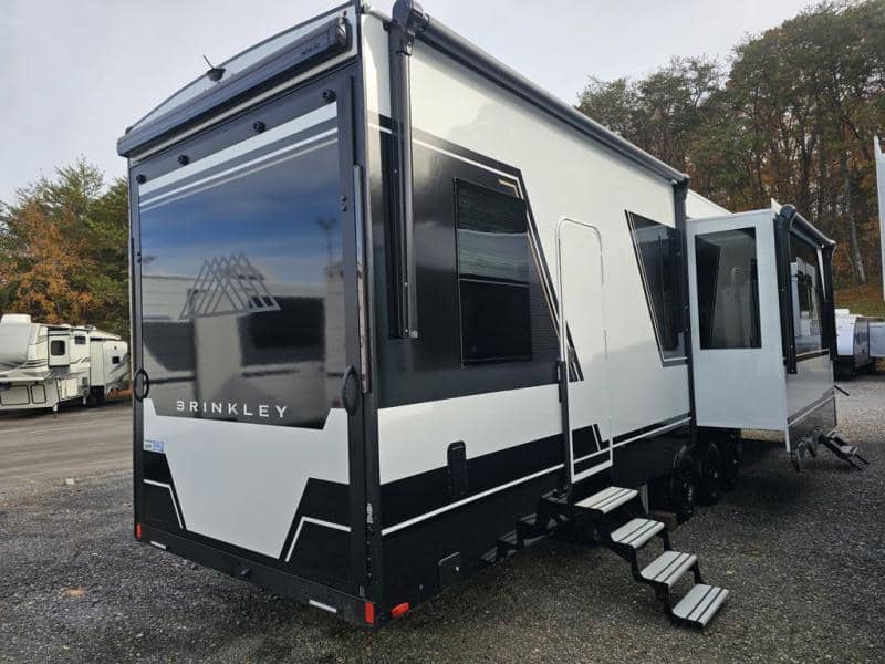 2026 Brinkley RV 2026 Brinkley RV Model G - thumbnail 8