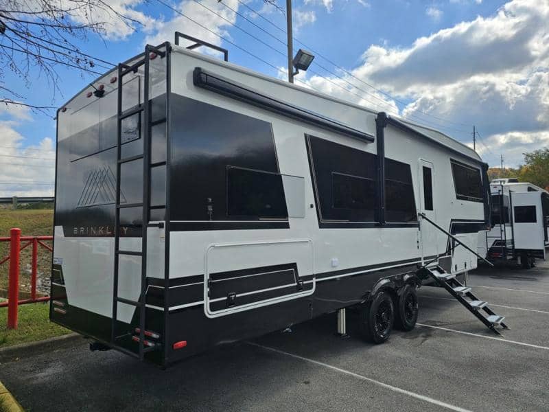 2026 Brinkley RV 2026 Brinkley RV Model Z - thumbnail 7