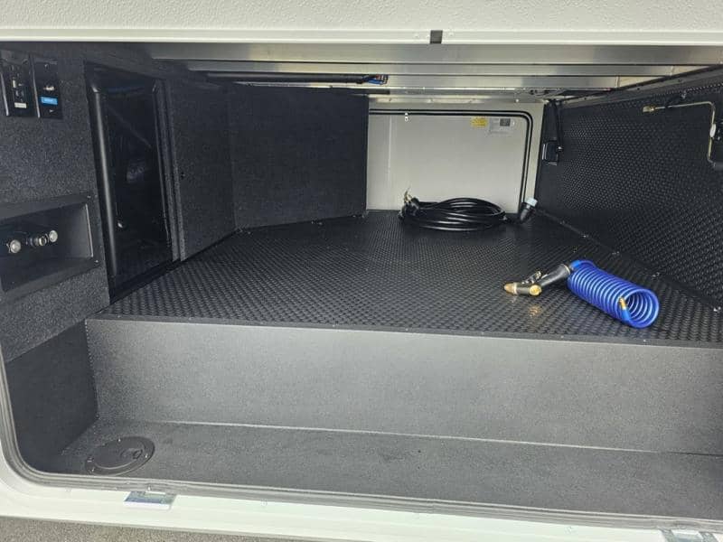 2026 Brinkley RV 2026 Brinkley RV Model Z - thumbnail 8