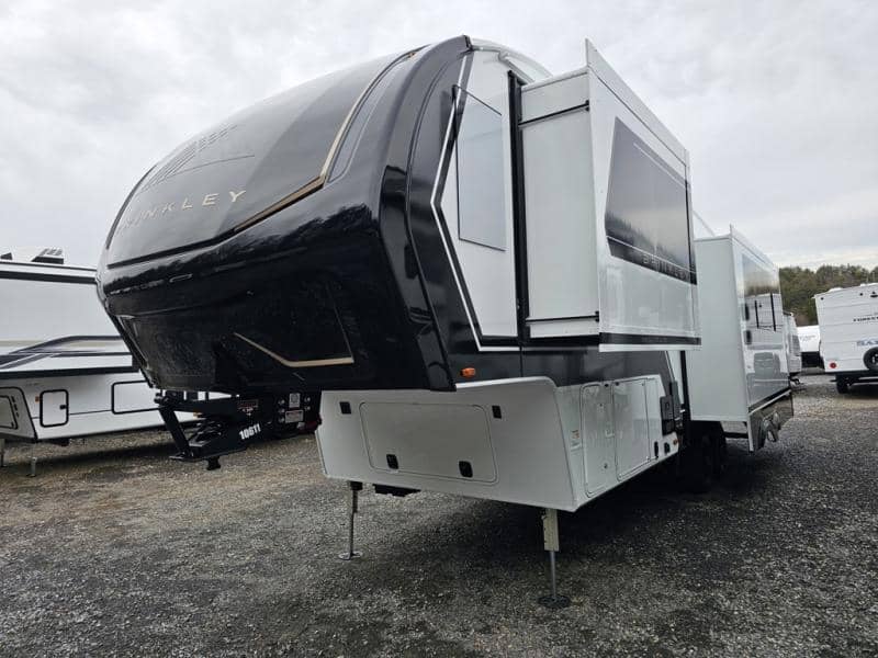 2026 Brinkley RV 2026 Brinkley RV Model Z - thumbnail 5